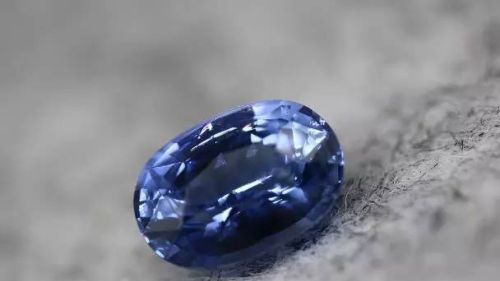 山东蓝宝石是什么矿床(山东蓝宝石是什么矿床种类)